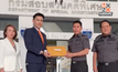 “ทนายอั๋น” ยื่นรายชื่อผู้ช่วย สว. 200 ราย ให้ DSI สอบฮั้วเลือก สว.