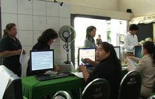 ประชาชนแห่จองเหรียญที่ระลึก ร.9 รอบ 2
