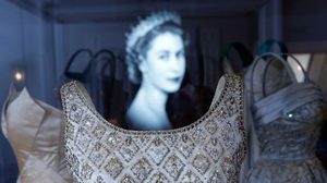 ฉลองพระองค์ หาชมยาก ใน ควีน อลิซาเบท เจ้าหญิงมาร์กาเร็ตและ เจ้าหญิงไดอาน่า