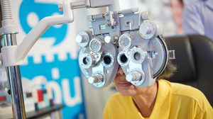 แว่นท็อปเจริญ ชวนตรวจเช็ค สุขภาพดวงตา ต้อนรับเดือนแห่งวันสายตาโลก
