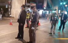 นายกฯ ตรวจด่านเคอร์ฟิว ให้กำลังใจเจ้าหน้าที่