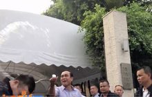 นายกฯ เข้ารดน้ำอวยพร พล.อ.ประวิตร