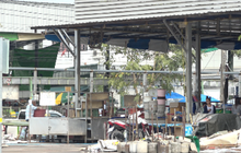 ผู้ค้า 5 ตลาดรอบบ้านป้าทุบรถ เก็บร้านตามคำสั่ง กทม.