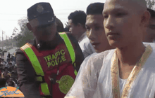 เศรษฐีนครปฐมแจกหนัก งานบวชนาคลูกชาย