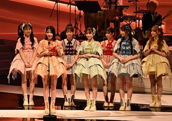 ATARASHII GAKKO! , FRUITS ZIPPER และ CUTIE STREET ฉลองชัยชนะอันยิ่งใหญ่ รวมถึงการเข้าชิงรางวัลบนเวที Music Awards Japan 2025