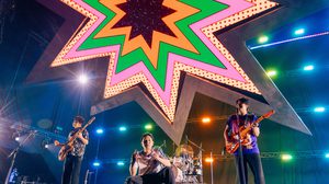 ฟินสุดในชีวิต YOLO FEST.” จัดเต็มตัวท็อปสายอินดี้เกิดมาทั้งทีต้องมาเฟสนี้สักครั้ง!