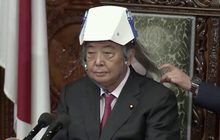 สภาฯญี่ปุ่นแจกหมวกกันแผ่นดินไหว