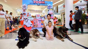 บอย ปกรณ์ ควง น้องวันใหม่ ตะลุยอาณาจักรเพื่อนรักสี่ขา ในงาน “The Mall Dog Town 2019”