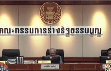 “มีชัย” ปฏิเสธร่วมเวทีดีเบตร่าง รธน.