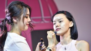 โพนี่ บล็อกเกอร์สาวเกาหลีสุดฮอต สอนแต่งหน้าสไตล์ โบฮีเมียน!!