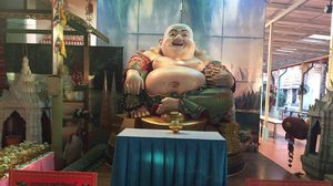 คาถาพระสังกัจจายน์ ขอโชคลาภ เงินทองไหลมาเทมา