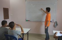ตร.บุรีรัมย์ เปิดสอนหนังสือฟรีให้เด็กยากจน