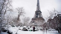 กรุงปารีส หิมะตกหนัก ในรอบ 31 ปี เผยความสวยงามอีกมุมหนึ่ง