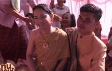 หนุ่มศรีสะเกษ จัดขันหมากสู่ขอสาวประเภท 2 สุรินทร์