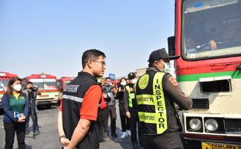 กทม. เผยข้อมูลมาตรการควบคุมควันดำ พร้อมขยาย “เขตมลพิษต่ำ (LEZ)” พบค่าฝุ่น PM2.5 ลดลง 21%