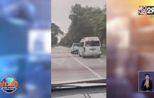 เตือนสติเจอรถขับแช่ขวาขวางทางรถฉุกเฉิน