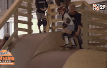 เยาวชนออสซี่คึกคักมียิมให้ฝึกเล่นเซิร์ฟ