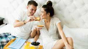 รักแท้หรือแค่เหงา? วิทยาศาสตร์กับการแยกระหว่าง รัก หรือ หลง