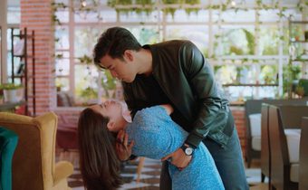 “เบล” ฟินเวอร์!  ถูก “โย่ง” คุกเข่าขอแต่งงาน ใน “สายลับหมากระเป๋าและเสาไฟฟ้า”