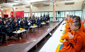 การรถไฟฯ จัดพิธีบังสุกุล อาลัยผู้เสียชีวิต ยัน ดูแล–เยียวยาผู้เสียชีวิตและผู้ได้รับบาดเจ็บ จากเหตุเครนหล่นทัยรถไฟเต็มที่