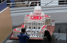 โมเดลเลโก้รูปร่างนครรัฐวาติกัน