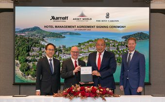 AWC_signs_agreemen_Marriott