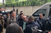ส่งตัว ครูปรีชา – เจ๊บ้าบิ่น ฝากขังศาลอาญา