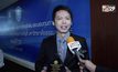 “คุณปฐมพงศ์ สิรชัยรัตน์” เข้ารับโล่เกียรติคุณ คณะพาณิชย์ฯ มธ.