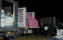 บุกจับสินค้าหนีภาษี 4 คันรถสิบล้อ