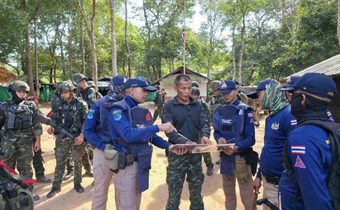 ศทช. ลุยเก็บกู้ทุ่นระเบิดชายแดนบุรีรัมย์ต่อเนื่อง คืนพื้นที่ปลอดภัยให้ปชช.ได้แล้วเกือบ 25 %