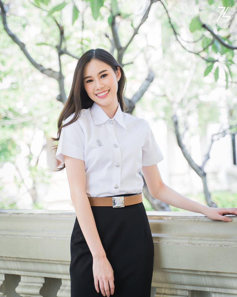 9. มิ้นท์ - ธิฌาน์ ธุระชน คณะอักษรศาสตร์ ชั้นปีที่ 2