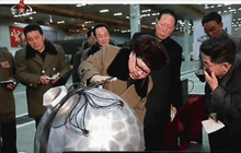 เกาหลีเหนือเผยแบบจำลองหัวรบนิวเคลียร์