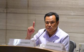 “อนุทิน” ดับฝัน “บุหรี่ไฟฟ้า” มอบ สสส.สร้างความเข้าใจ เน้นสร้างต้นแบบสถานศึกษาปลอดบุหรี่