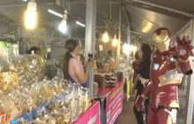 ซุปเปอร์ฮีโร่บุกกรุงเก่า ชวนเที่ยวชมตลาด