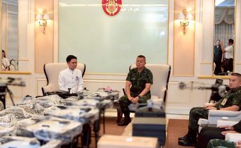 มทภ.2 รับมอบโดรน 10 ล้าน เสริมภารกิจแนวชายแดนไทย-กัมพูชา