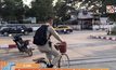 ชื่นชม “พ่อเมืองเลย” ปั่นจักรยานไปทำงานเป็นประจำ