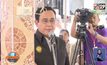 นายกฯ เยี่ยมผู้ประสบภัยน้ำท่วมยโสธร-อุบลฯ