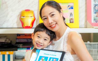 สอนลูกอย่างไรให้เก่งภาษาอังกฤษได้ แบบไม่ต้องไปเมืองนอก“Monkey Stories” ตอบโจทย์ครอบครัวยุคใหม่ ให้ลูกน้อยแข็งแรงครบทั้ง 4 ทักษะ