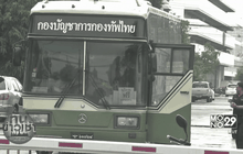 กองทัพจัดรถรับ-ส่งฟรี ร่วมลงนามถวายความอาลัย