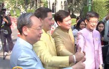 4 รัฐมนตรี ยื่นลาออก ลงเล่นการเมืองเต็มตัว