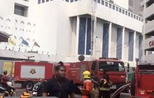 ไฟไหม้ รร.มณเฑียร จนท.คุมเพลิงได้แล้ว