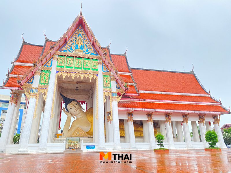 พระนอน