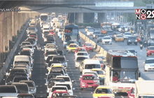 ชี้ขาดใช้มือถือขณะรถติดผิดกฎหมาย