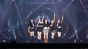 Red Velvet เปิดฉากการทัวร์คอนเสิร์ตทั่วโลกในปี 2023 อย่างประสบความสำเร็จ ด้วยคอนเสิร์ตที่กรุงโซล ‘Red Velvet 4th Concert : R to V’ พร้อมเตรียมมาพบกับแฟนคลับชาวไทย ในวันที่ 13-14 พฤษภาคมนี้!