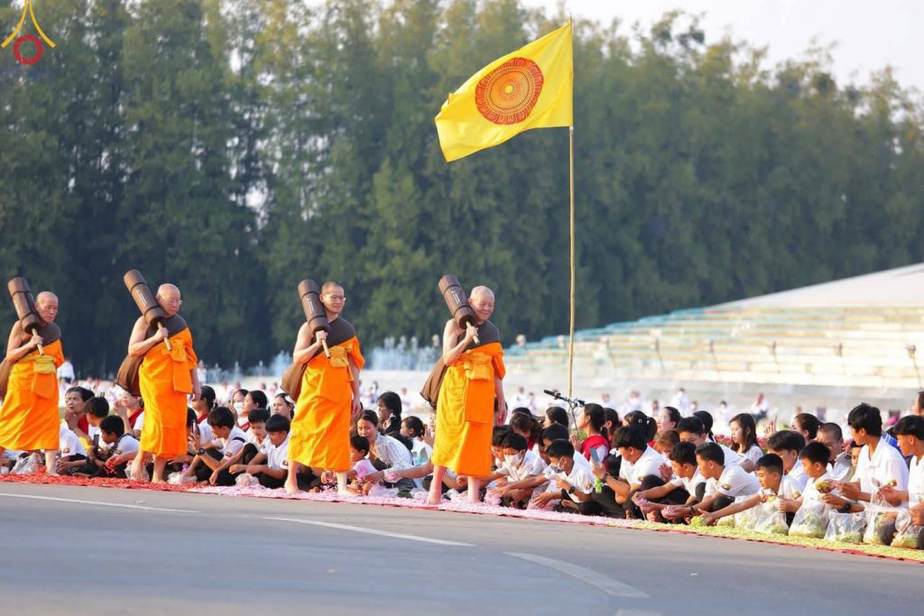 พระธรรมยาตรา 1,141 รูป เดินธรรมยาตราสู่อนุสรณ์สถานลำดับที่ 7 วัดพระธรรมกาย สถานที่ขยายวิชชาธรรมกาย