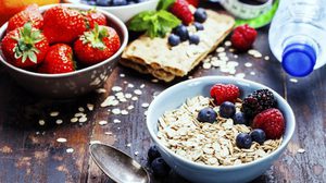 5 วิธีคุมน้ำหนัก ช่วงเดินทางไปเที่ยววันหยุด แบบไม่กลัวอ้วน!!!