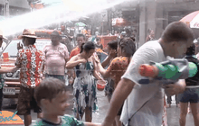 นายกฯ ไม่ห้ามเล่นน้ำสงกรานต์แต่ขอให้ประหยัด