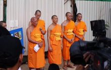 น้ำจากธรรมกายไหลท่วมสวนและบ้านเรือน