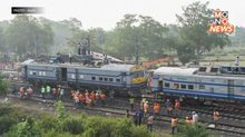 อินเดียเผยสาเหตุ ‘รถไฟชนกัน’ ครั้งร้ายแรง