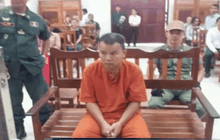 ศาลกัมพูชาสั่งจำคุก 25 ปีหมอเถื่อนแพร่ HIV